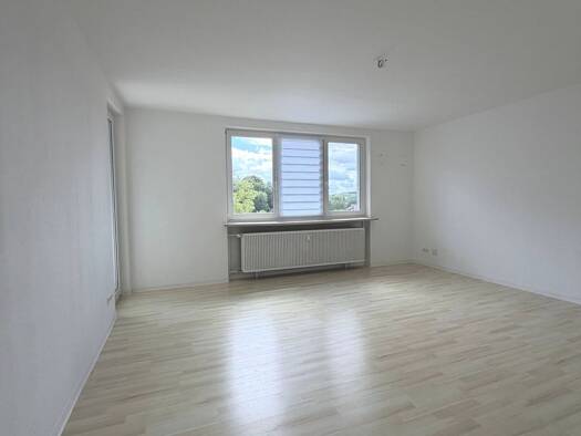 Wohnung zur Miete 630 € 3 Zimmer 76 m² frei ab sofort Coburg Coburg 96450