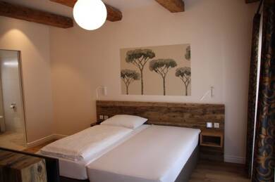 Studio zur Miete 995 € 1 Zimmer 41,4 m² 1. Geschoss Stadtplatz 4 Vilsbiburg Vilsbiburg 84137