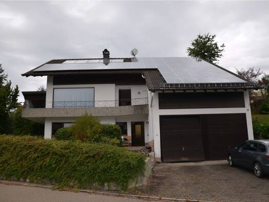 Einfamilienhaus zur Miete 2.500 € 8 Zimmer 297 m² 920 m² Grundstück frei ab 10.10.2026 Albbruck 79774