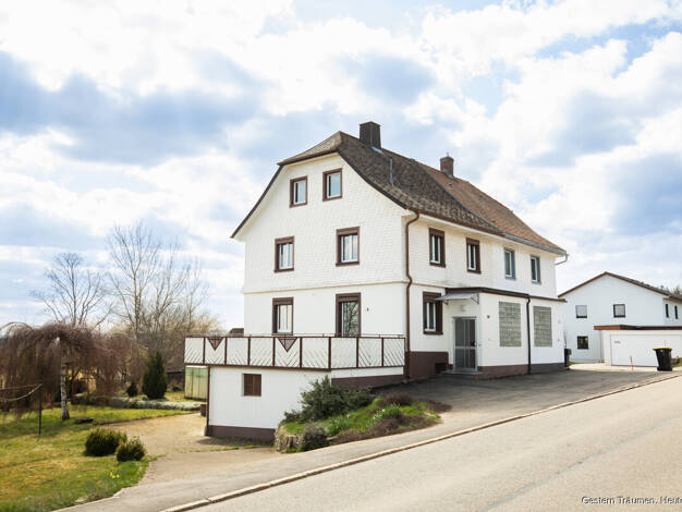 Doppelhaushälfte zum Kauf 359.000 € 4 Zimmer 115 m² 1.250 m² Grundstück Eisenbach (Hochschwarzwald) / Oberbränd 79871
