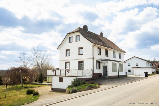 Doppelhaushälfte zum Kauf 359.000 € 4 Zimmer 115 m² 1.250 m² Grundstück Eisenbach (Hochschwarzwald) / Oberbränd 79871