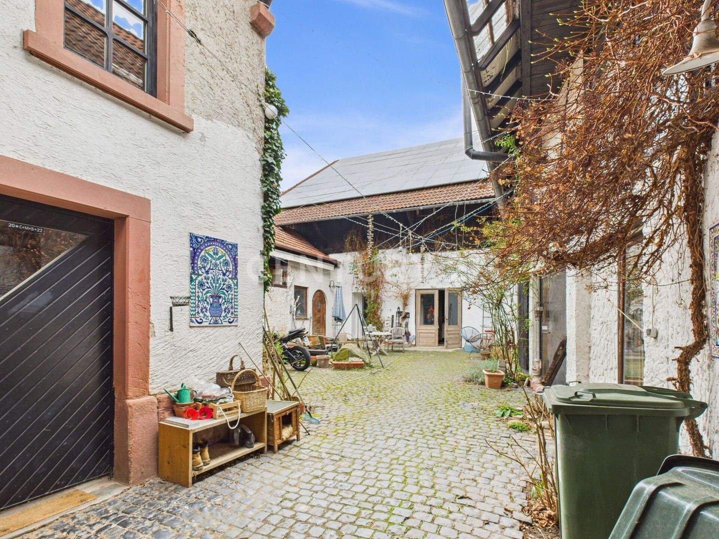 Immobilie in Reinheim - Charmanter Vierseithof mit bis zu drei Einheiten - Bild 3