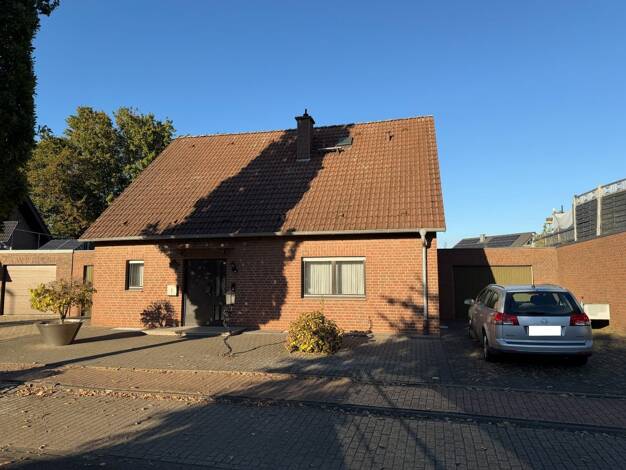 Einfamilienhaus zur Miete 1.600 € 5 Zimmer 156 m² 904 m² Grundstück frei ab 01.11.2026 Garzweiler (Neu) Jüchen 41363