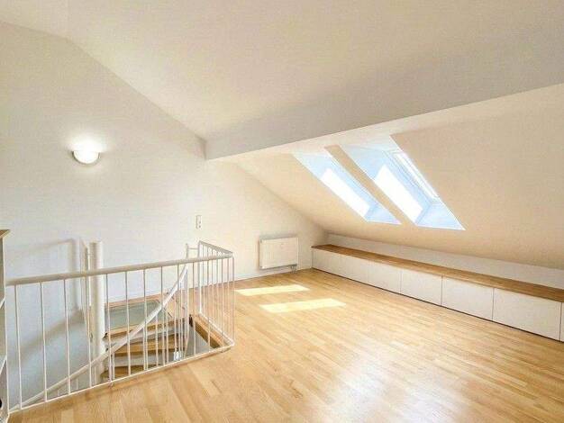 Loft zum Kauf provisionsfrei 98.000 € 2 Zimmer 45,3 m² 1. Geschoss Neumark 08496