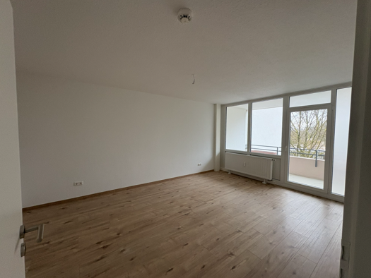 Wohnung zur Miete 569 € 3 Zimmer 78,2 m² 3. Geschoss Allensteiner Straße 37 Buer Gelsenkirchen 45897