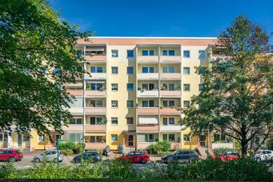 Wohnung zur Miete 281 € 3 Zimmer 55,1 m² 5. Geschoss frei ab 01.10.2025 Faleska-Meinig-Str. 58 Markersdorf 621 Chemnitz 09122