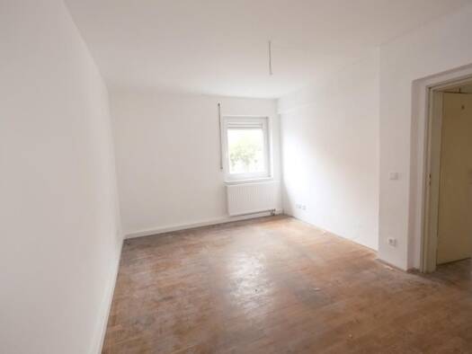 Wohnung zur Miete 670 € 3 Zimmer 56 m² 1. Geschoss frei ab sofort Sebald Nürnberg 90403