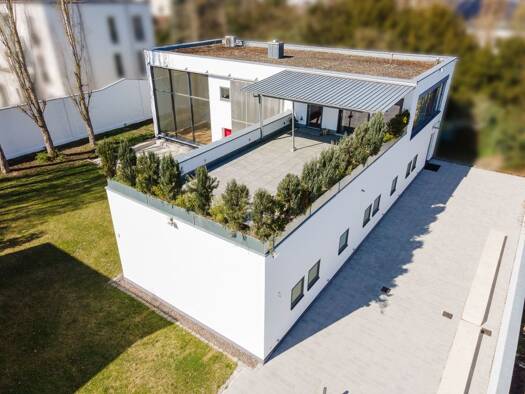 Penthouse zur Miete 2.750 € 5,5 Zimmer 308 m² Westenviertel Regensburg 93049