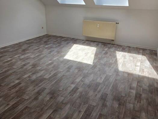 Wohnung zur Miete 390 € 2 Zimmer 59,8 m² Meißen 01662