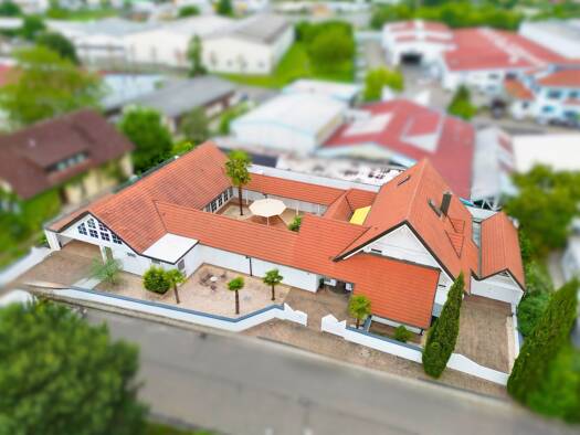 Villa zum Kauf 1.250.000 € 5 Zimmer 398 m² 886 m² Grundstück Orschweier Mahlberg 77972
