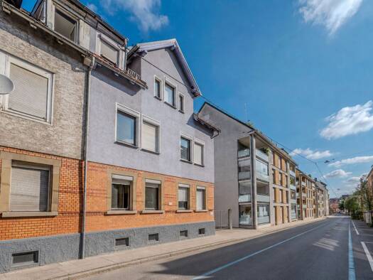 Haus zum Kauf 679.000 € 8 Zimmer 174 m² 180 m² Grundstück Süd Süd 70199
