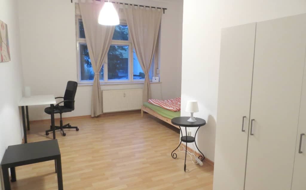 Wohnung zur Miete Wohnen auf Zeit 740 € 5 Zimmer 19 m²<br/>Wohnfläche 19.02.2025<br/>Verfügbarkeit Pintschstraße 16 Friedrichshain Berlin 10249