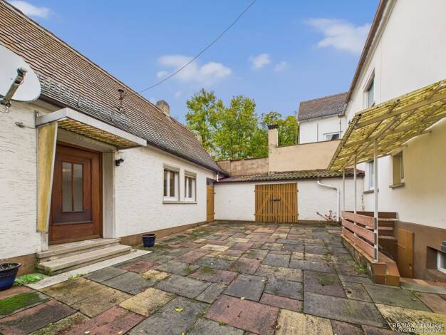 Doppelhaushälfte zum Kauf 264.900 € 6 Zimmer 145 m² 330 m² Grundstück Neustadt Neustadt an der Aisch 91413