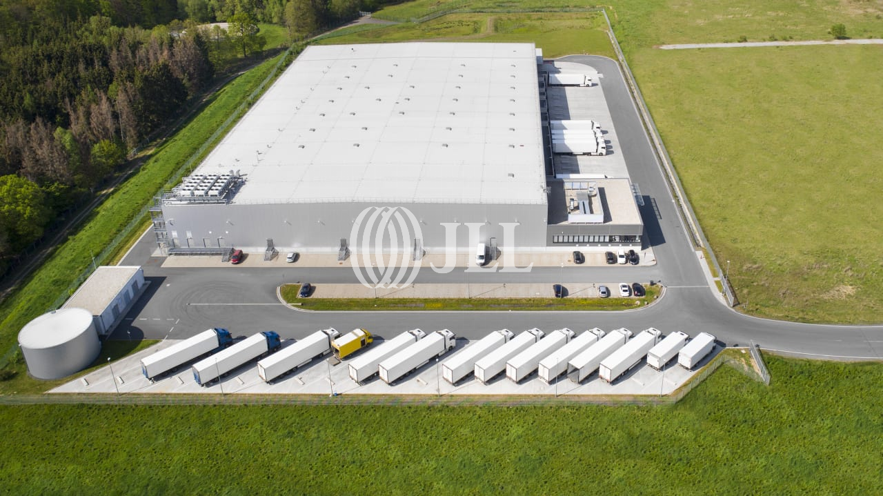 Lagerhalle zur Miete provisionsfrei 6,50 € 5.600 m²<br/>Lagerfläche ab 5.600 m²<br/>Teilbarkeit Hafen Bamberg 96052