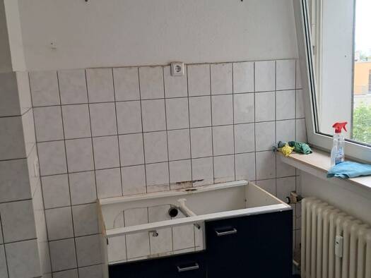 Wohnung zur Miete 410 € 2 Zimmer 56 m² EG frei ab sofort Düsseldorfer Straße 501 Wanheimerort Duisburg 47055