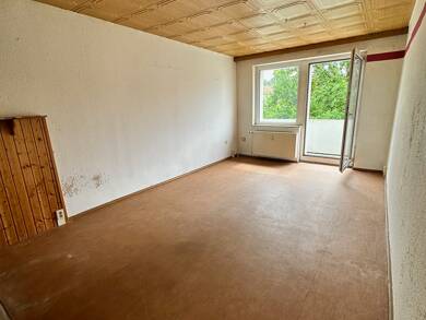 Wohnung zum Kauf 24.000 € 3 Zimmer 59,8 m² 2. Geschoss Wetrosiedlung 9c Wetro Puschwitz 02699