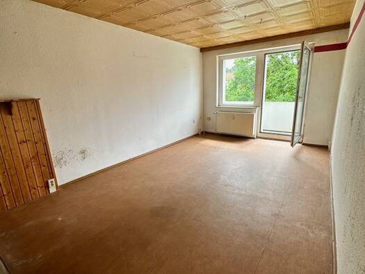 Wohnung zum Kauf 24.000 € 3 Zimmer 59,8 m² 2. Geschoss Wetrosiedlung 9c Wetro Puschwitz 02699
