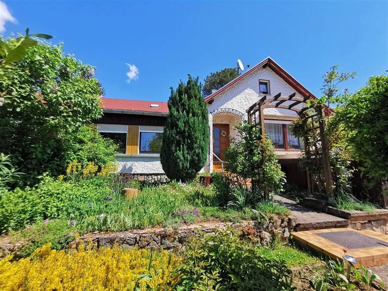 Doppelhaushälfte zum Kauf 109.000 € 3 Zimmer 83 m² 1.315 m² Grundstück frei ab sofort Stedtfeld Eisenach , Thür 99817
