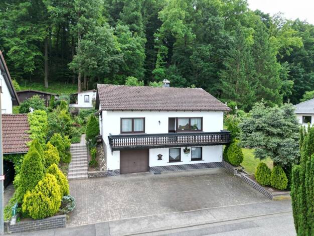 Einfamilienhaus zum Kauf 219.000 € 4 Zimmer 120 m² 845 m² Grundstück Niederfüllbach 96489