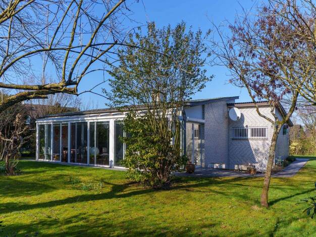 Bungalow zum Kauf 898.000 € 4 Zimmer 170 m² 978 m² Grundstück Uedesheim Neuss 41468