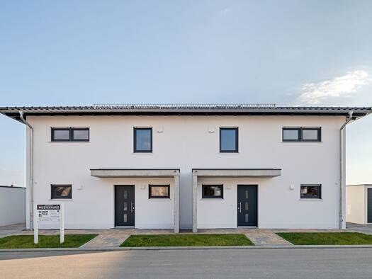 Doppelhaushälfte zum Kauf - Erstbezug 563.700 € 4 Zimmer 142,3 m² 333 m² Grundstück frei ab sofort Langer Rain 15 Oeslau Rödental 96472