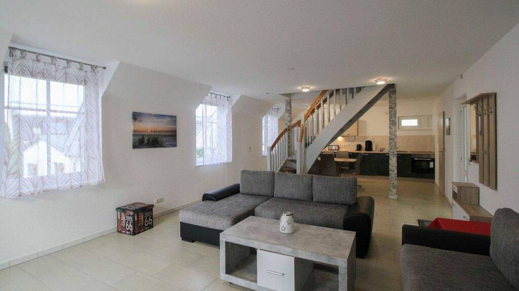 Sonstiges zum Kauf als Kapitalanlage geeignet 199.000 € 3 Zimmer 85 m² Wiek 18556