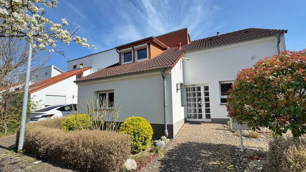 Einfamilienhaus zum Kauf 785.000 € 5 Zimmer 164 m² 422 m² Grundstück Steinberg Dietzenbach 63128