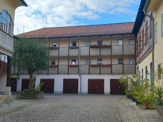 Wohnung zur Miete 634 € 2 Zimmer 96 m² Geschoss 1/2 frei ab 01.04.2026 Arnstadt 99310