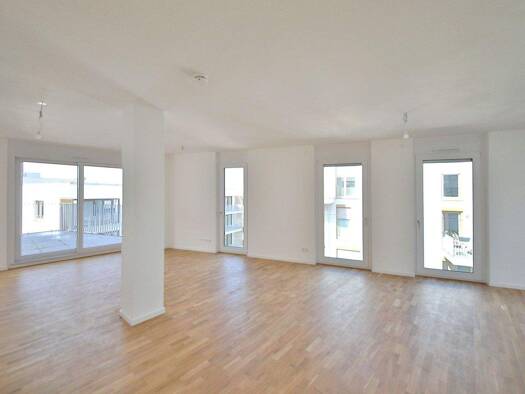 Wohnung zur Miete 2.711 € 4 Zimmer 153,9 m² 5. Geschoss Böblingen Böblingen 71032