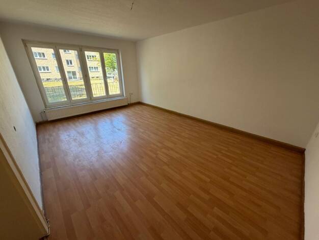 Wohnung zur Miete 400 € 3 Zimmer 60,3 m² EG Selb Selb 95100