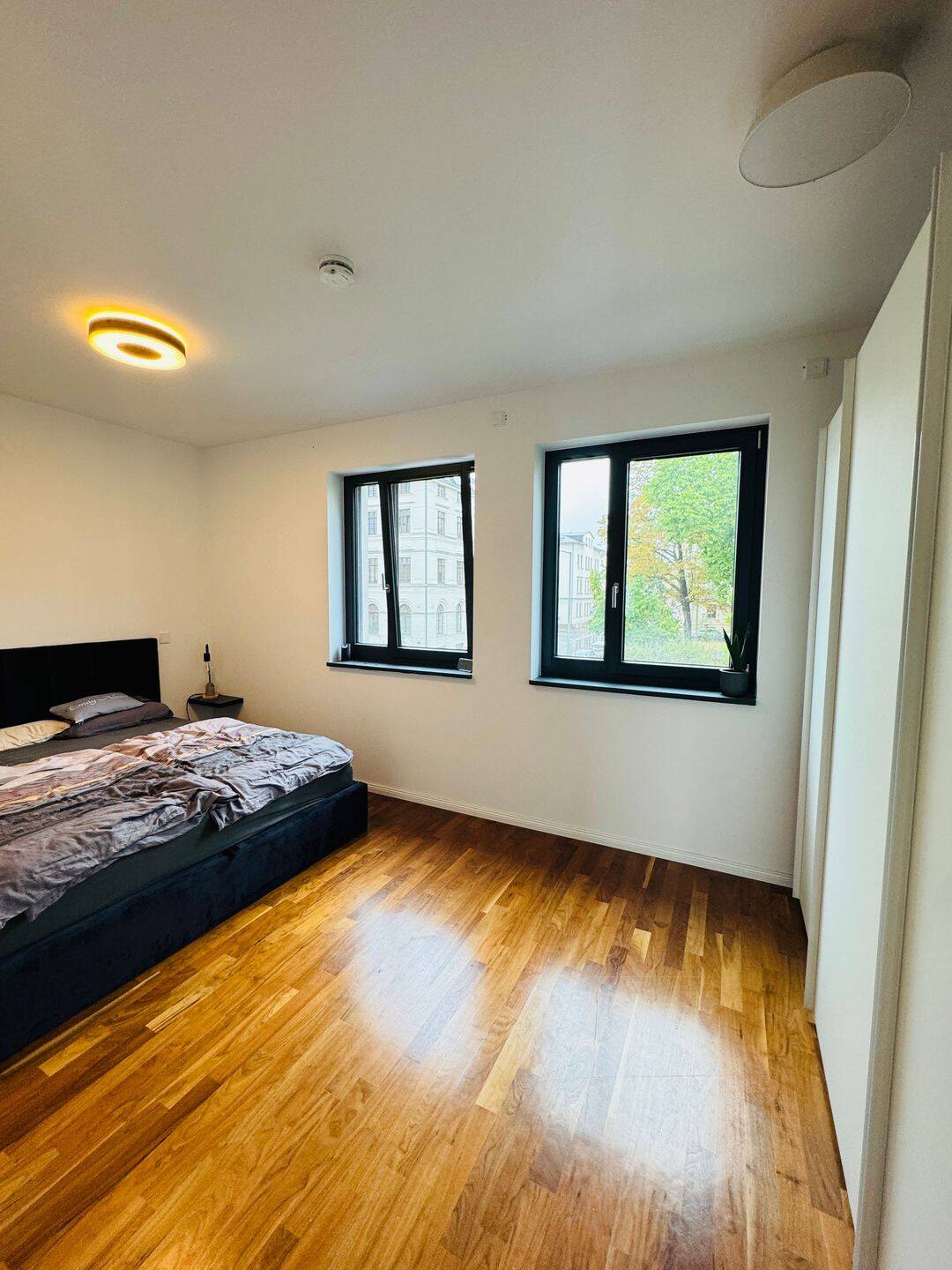 Property thumbnail 12