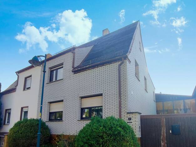 Doppelhaushälfte zum Kauf 260.000 € 6 Zimmer 179 m² 436 m² Grundstück Krostitz 04509