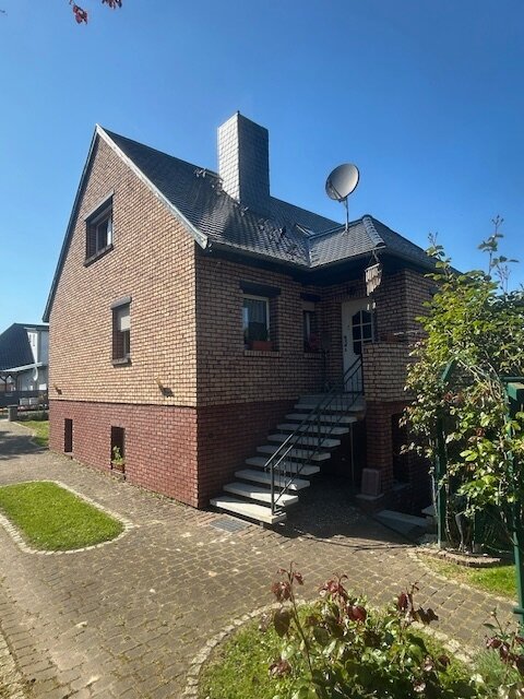 Einfamilienhaus zum Kauf 550.000 € 11 Zimmer 206 m²<br/>Wohnfläche 1.175 m²<br/>Grundstück Wiesenweg 3 Prohn Prohn 18445