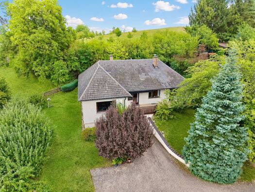 Bungalow zum Kauf 339.000 € 7 Zimmer 156,7 m² 1.545 m² Grundstück Lisberg Lisberg 96170