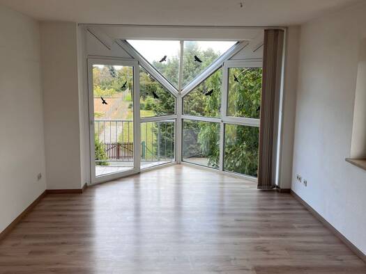 Wohnung zur Miete 605 € 2 Zimmer 55 m² Geschoss 1/2 frei ab sofort Radebeul 01445
