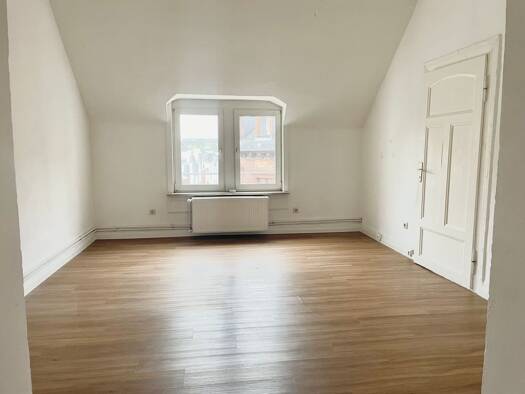 Wohnung zur Miete 1.000 € 4 Zimmer 71 m² Geschoss 3/4 frei ab sofort Michelsberg 13 Wiesbaden 65183