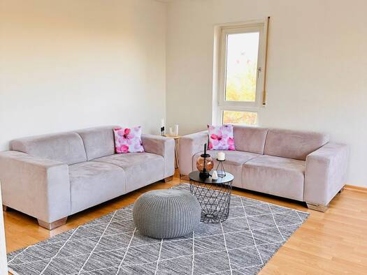 Terrassenwohnung zur Miete 1.100 € 2,5 Zimmer 64 m² Geschoss 2/3 frei ab 01.06.2026 Leonberg 71229