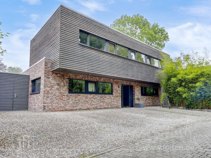 Einfamilienhaus zum Kauf 649.500 € 6 Zimmer 196 m²<br/>Wohnfläche 589 m²<br/>Grundstück Nüttermoor Leer (Ostfriesland) 26789