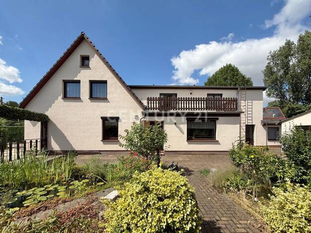 Doppelhaushälfte zum Kauf 380.000 € 6 Zimmer 138 m² 1.010 m² Grundstück frei ab sofort Briesnitz Ortsamtsbereich Cotta 01157