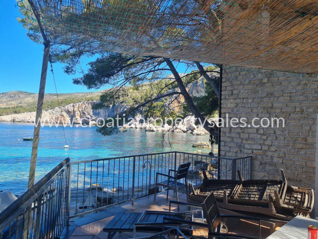 Haus zum Kauf 1.500.000 € 4 Zimmer 105 m²<br/>Wohnfläche Hvar