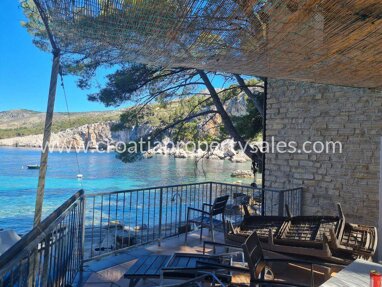 Haus zum Kauf 1.500.000 € 4 Zimmer 105 m² Hvar