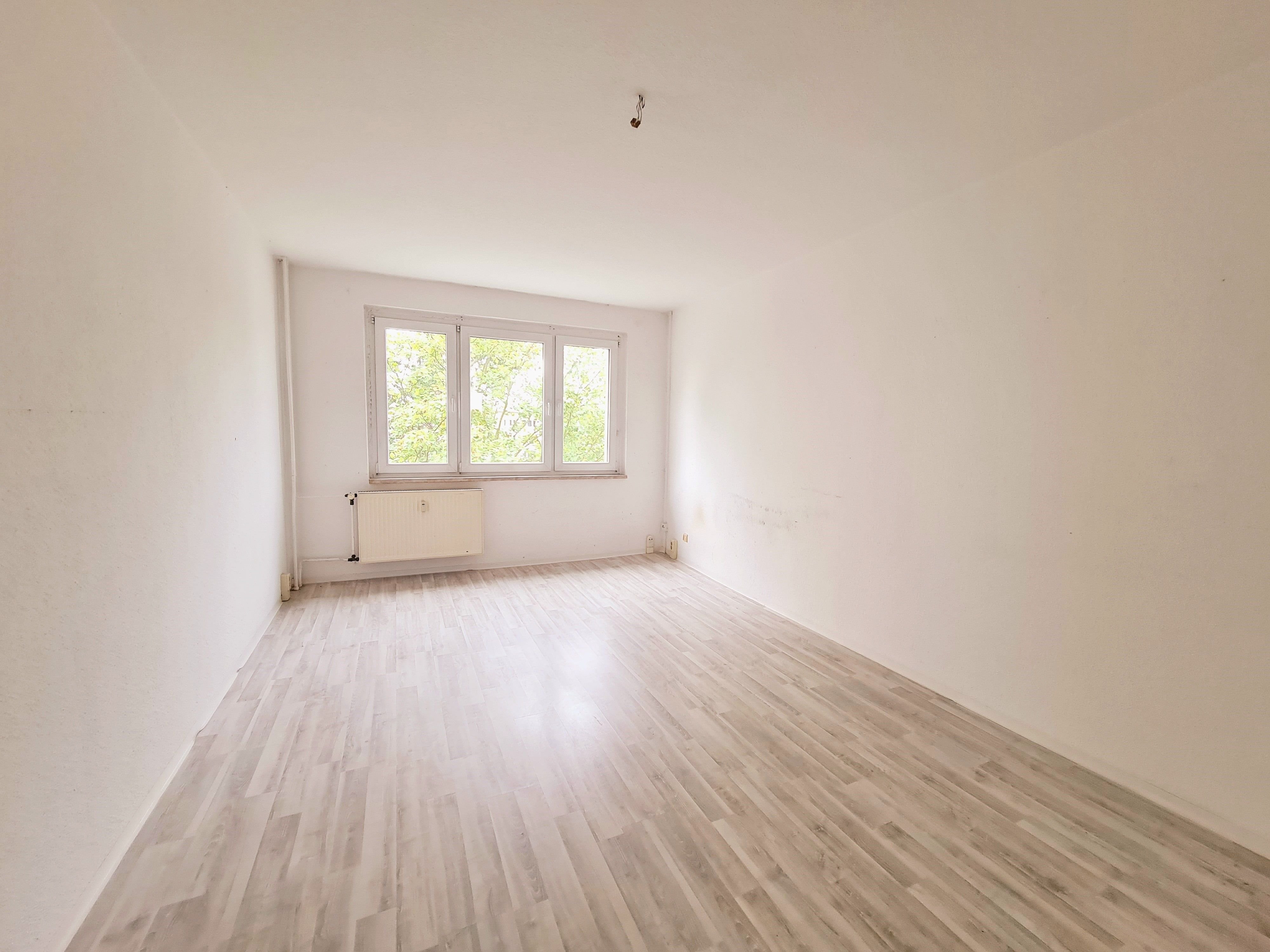 Wohnung zur Miete 280 € 2 Zimmer 47 m²<br/>Wohnfläche 3.<br/>Geschoss ab sofort<br/>Verfügbarkeit Straße der Einheit 12 Kitzscher Kitzscher 04567