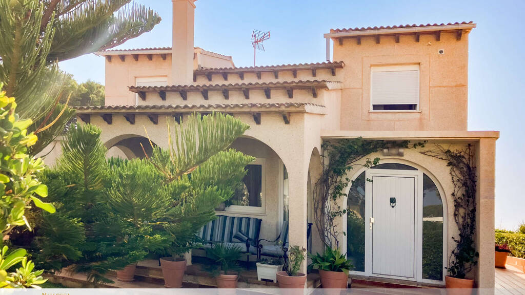 Haus zum Kauf 2.300.000 € 5 Zimmer 217 m² 507 m² Grundstück El Toro 07180