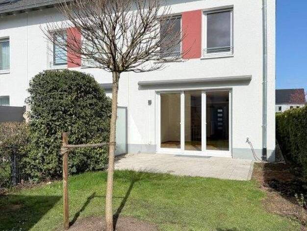 Reihenendhaus zur Miete 2.600 € 5 Zimmer 156 m² 295 m² Grundstück Eckstraße 63 Harheim Frankfurt am Main 60437