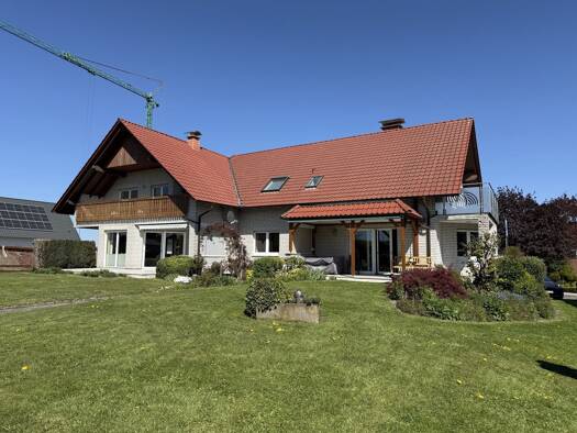 Doppelhaushälfte zum Kauf 299.000 € 4 Zimmer 175 m² 1.056 m² Grundstück Papenhöfen Marienmünster 37696