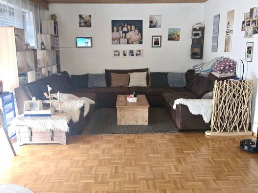 Einfamilienhaus zum Kauf 430.000 € 9 Zimmer 200 m² 1.450 m² Grundstück Altendorf Mörnsheim 91804
