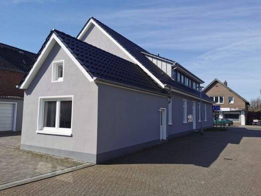 Wohnung zur Miete 490 € 2 Zimmer 38,6 m² 2. Geschoss frei ab 01.04.2026 Osternburg Oldenburg 26135