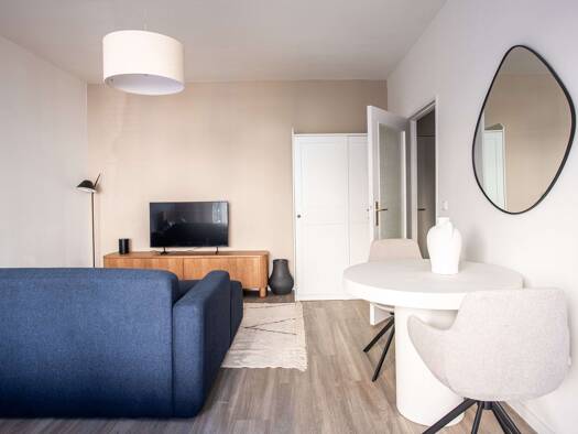 Wohnung zur Miete 1.190 € 1 Zimmer 33 m² 1. Geschoss Uhlandstraße 151 Wilmersdorf Charlottenburg-Wilmersdorf 10719