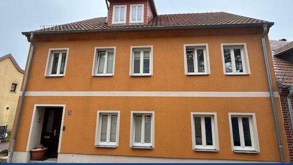 Mehrfamilienhaus zum Kauf provisionsfrei 399.000 € 6 Zimmer 224 m² 196 m² Grundstück Röbel 17207