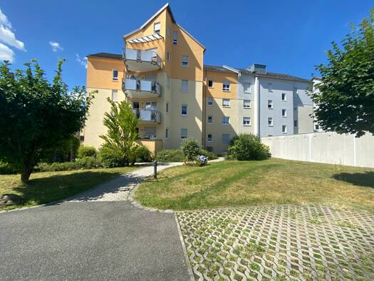 Wohnung zur Miete 650 € 2,5 Zimmer 74 m² 1. Geschoss frei ab 01.11.2025 Scheibe Weiden 92637